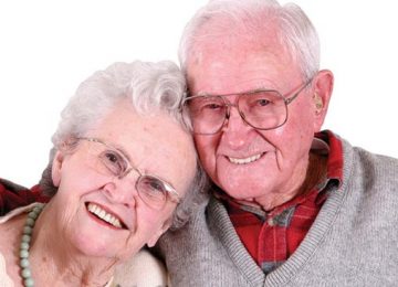 los mayores felices envejecen mejor 360x260 - Tecnología: al cuidado de las personas mayores
