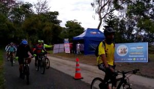 1598218715 179876 1598218837 noticia normal recorte1 300x174 - Cundinamarca inaugura la primera ciclovía en vías departamentales en el país
