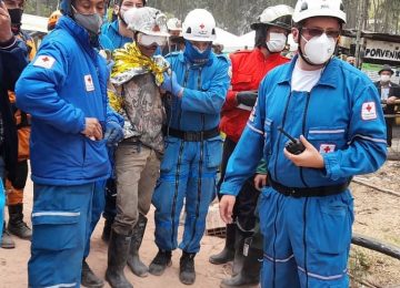 NN5CEWP2HNHJNN6O6O3UDUVF7A 360x260 - Rescatados con vida tres mineros atrapados durante más de 60 horas en mina de Tuta, Boyacá.