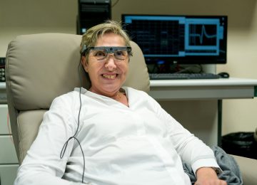 PUAKUS2EN5BJVK5ZHLJGC6KAKM 360x260 - Científicos españoles logran que una mujer ciega reconozca formas y letras con un implante en el cerebro